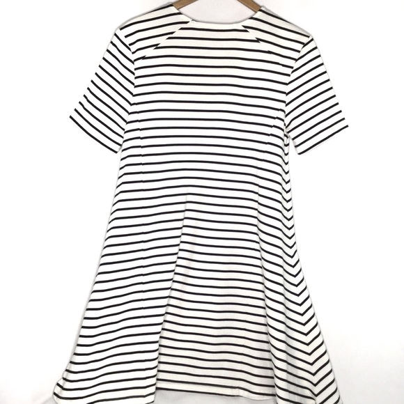 Mayarya Maternity Dress Size Medium - Picture 2 of 4